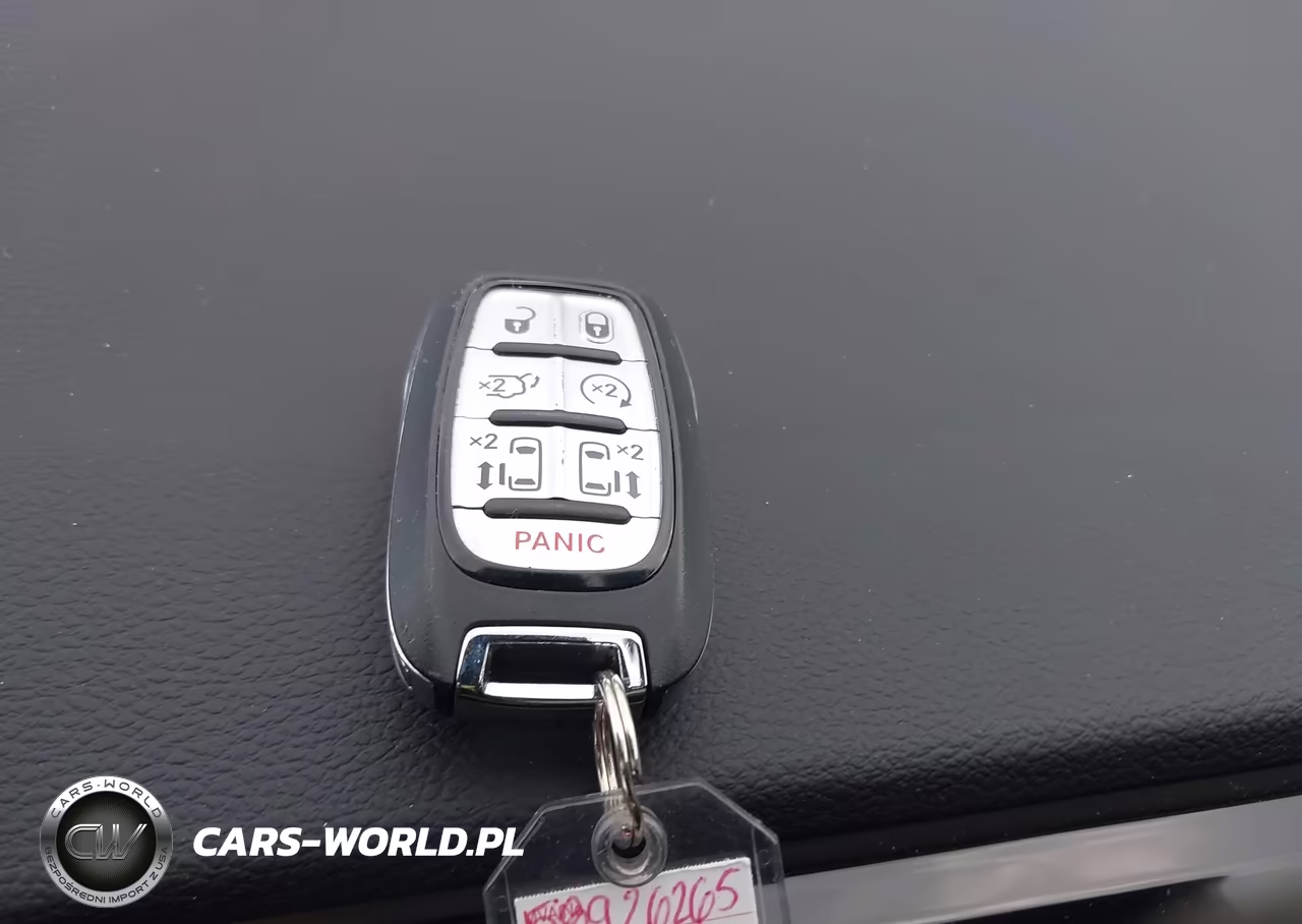 2026 Chrysler Pacifica Select VIN:2C4RC1BG4TR160438 - 11