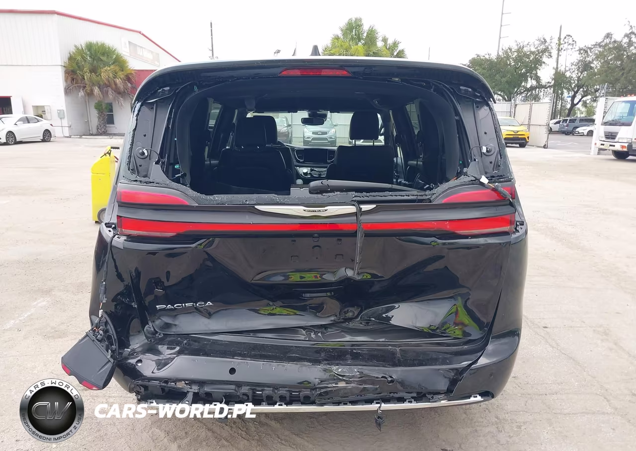 2026 Chrysler Pacifica Select VIN:2C4RC1BG4TR160438 - 16