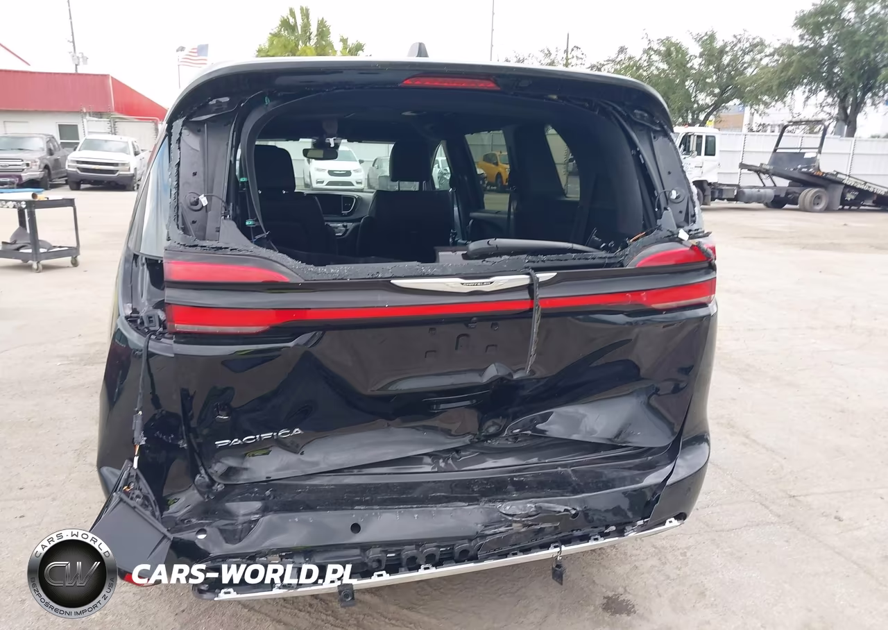 2026 Chrysler Pacifica Select VIN:2C4RC1BG4TR160438 - 6