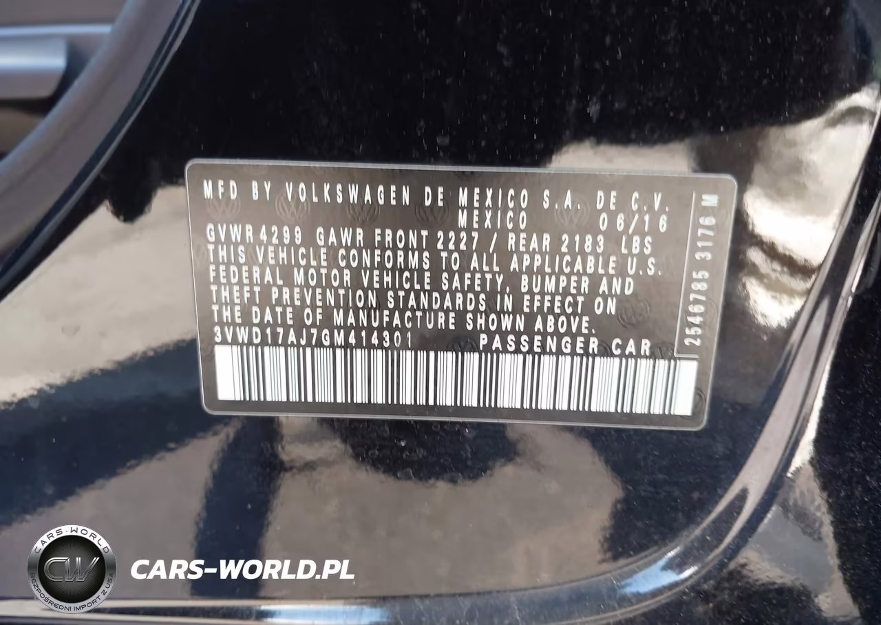 2016 Volkswagen Jetta 1.8T Sport VIN:3VWD17AJ7GM414301 - 9