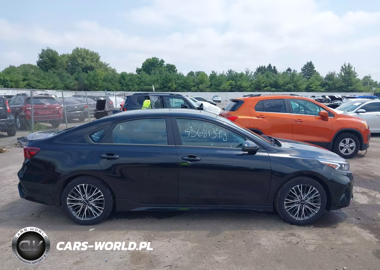 2022 Kia Forte Gt-Line VIN:3KPF54AD0NE438455 - 13