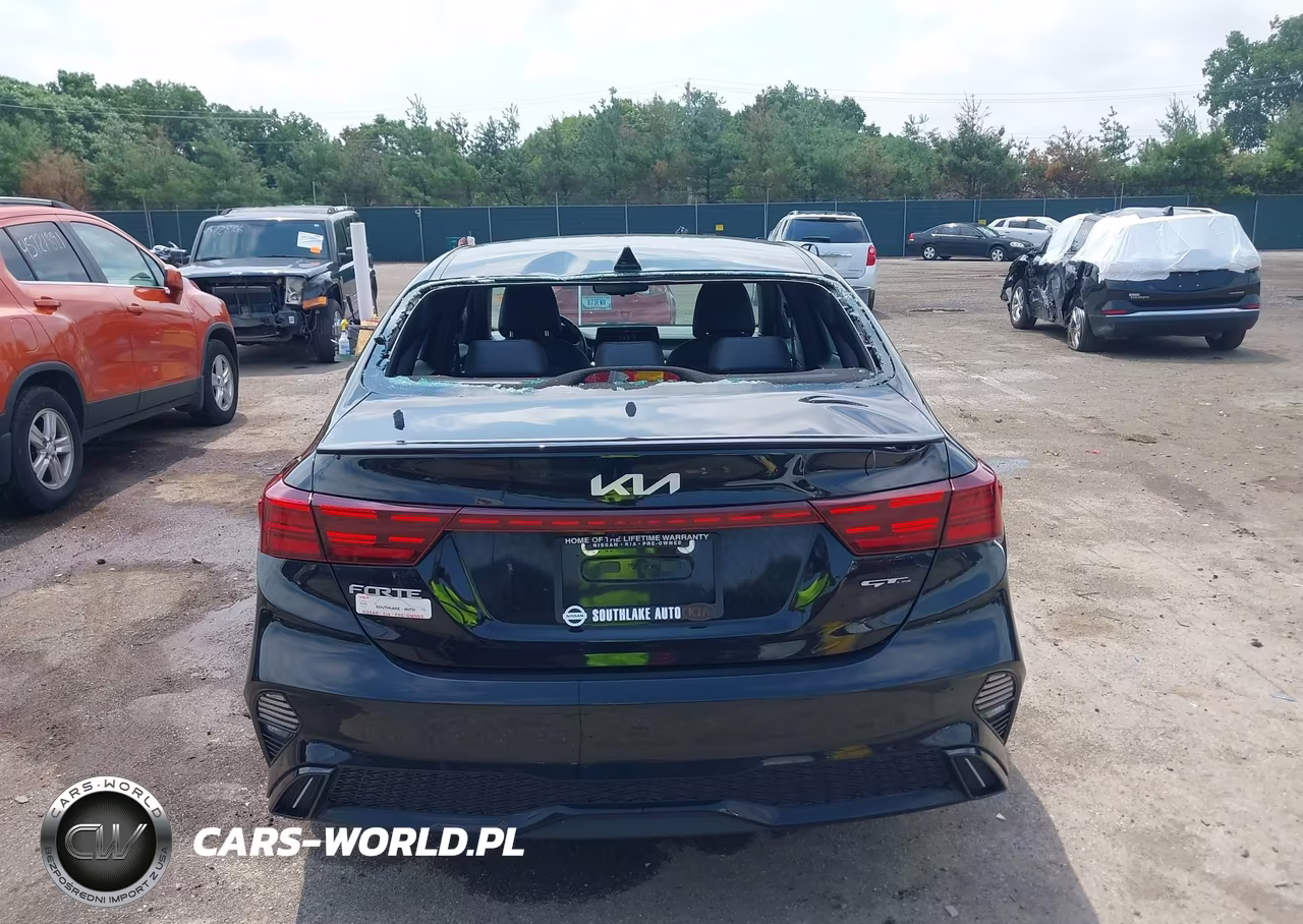 2022 Kia Forte Gt-Line VIN:3KPF54AD0NE438455 - 16
