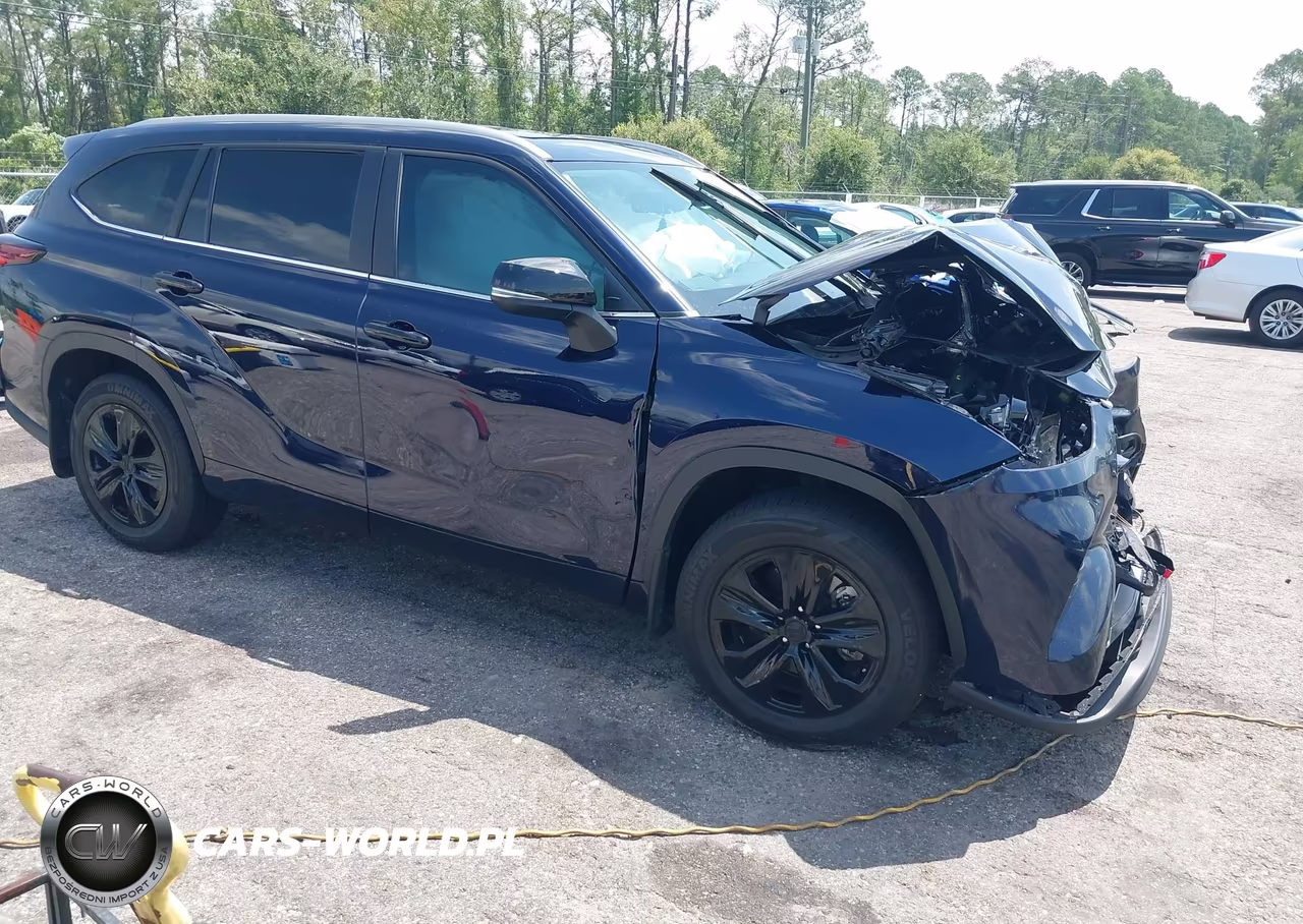 2025 Toyota Highlander Xle – zdjęcie 1 z 15