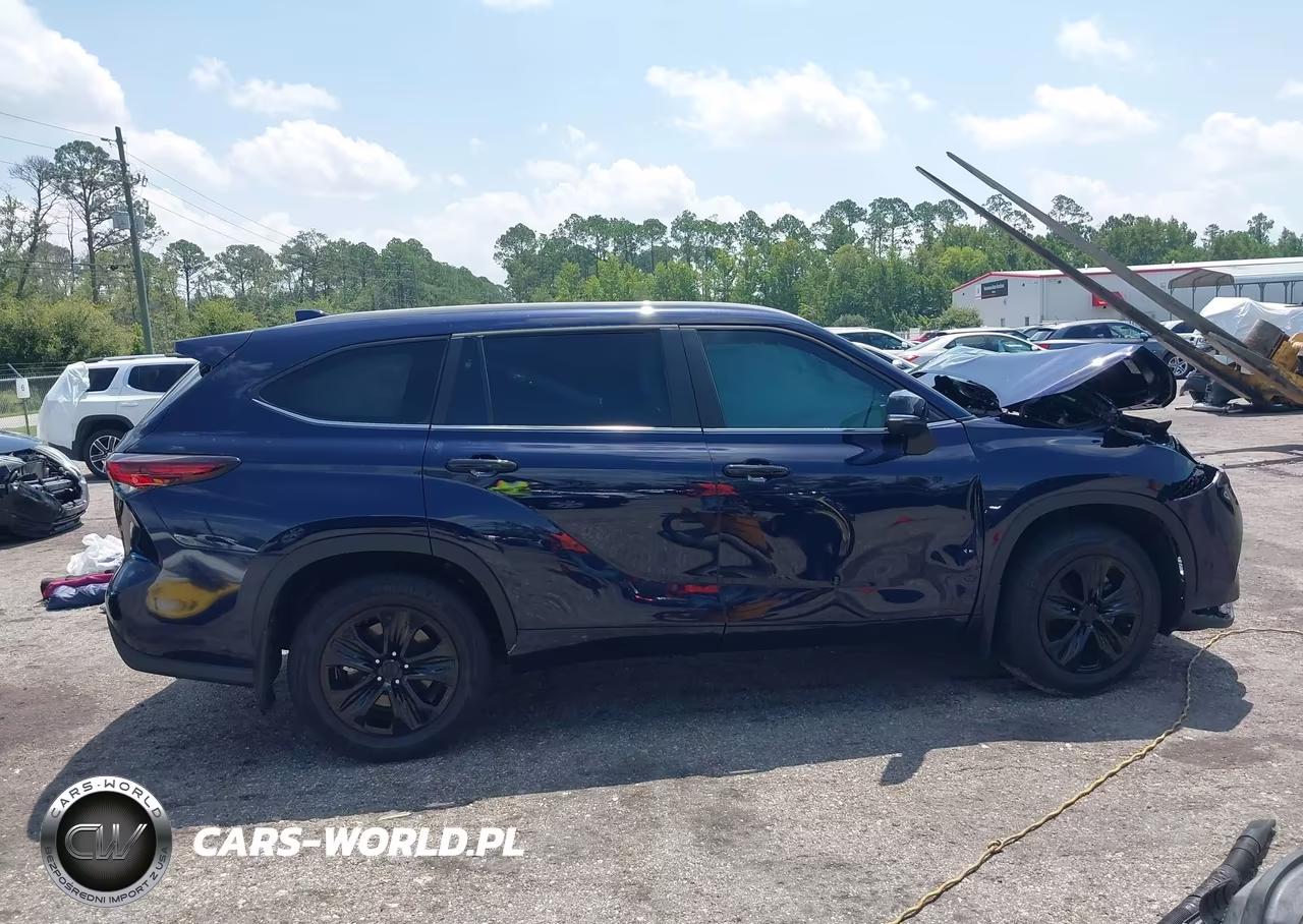 2025 Toyota Highlander Xle VIN:5TDKDRBH7SS583753 - 12