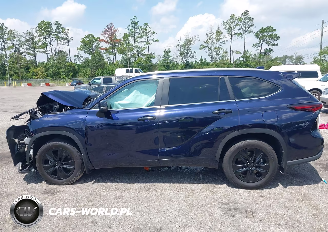 2025 Toyota Highlander Xle VIN:5TDKDRBH7SS583753 - 13