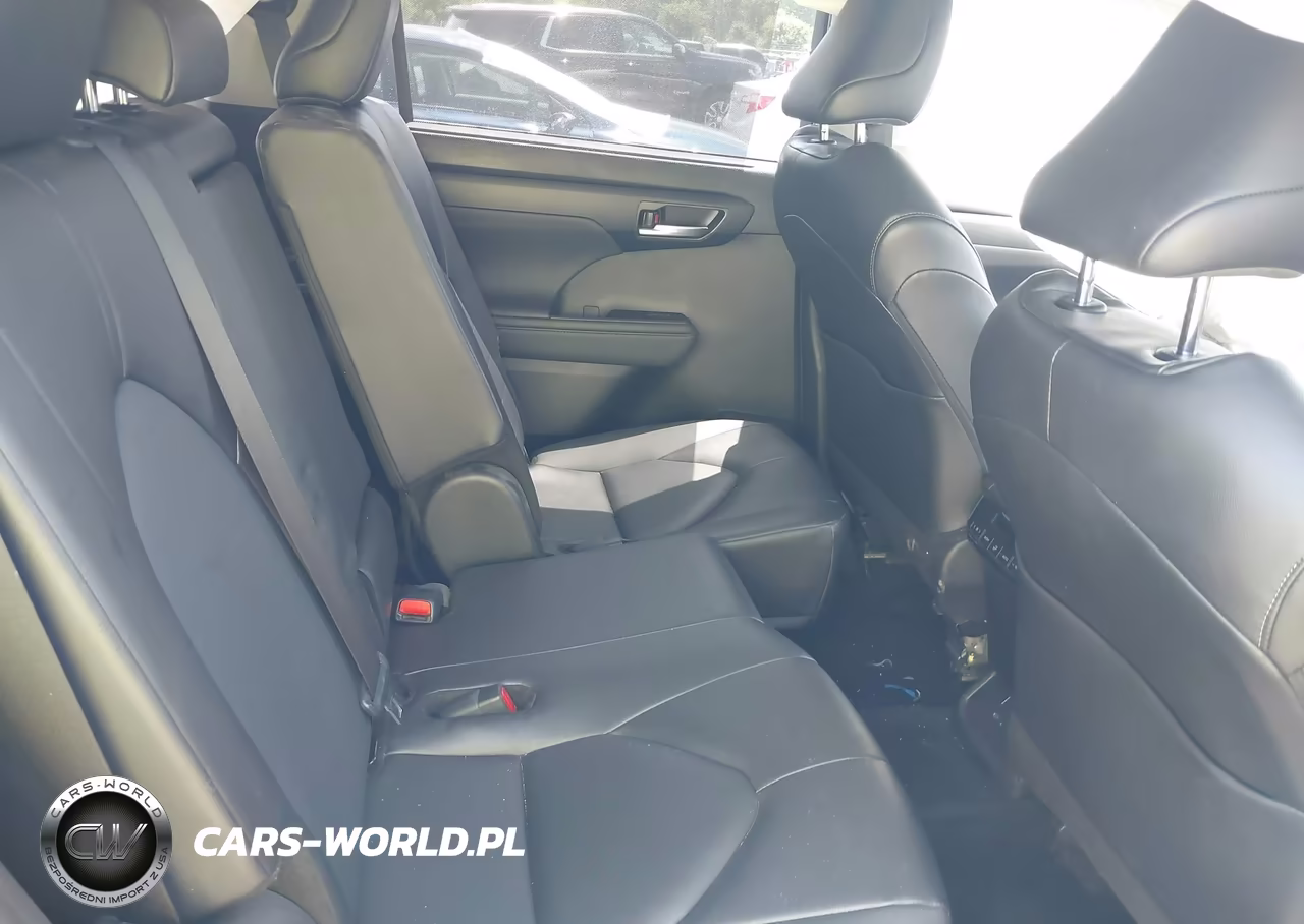 2025 Toyota Highlander Xle VIN:5TDKDRBH7SS583753 - 8
