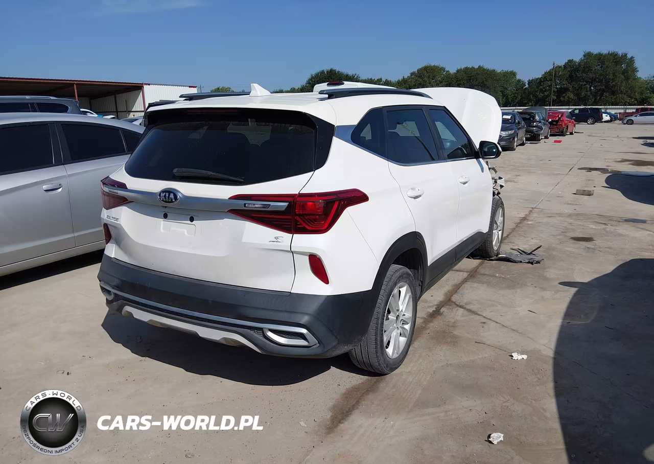 2021 Kia Seltos S VIN:KNDEU2AA9M7140154 - 4