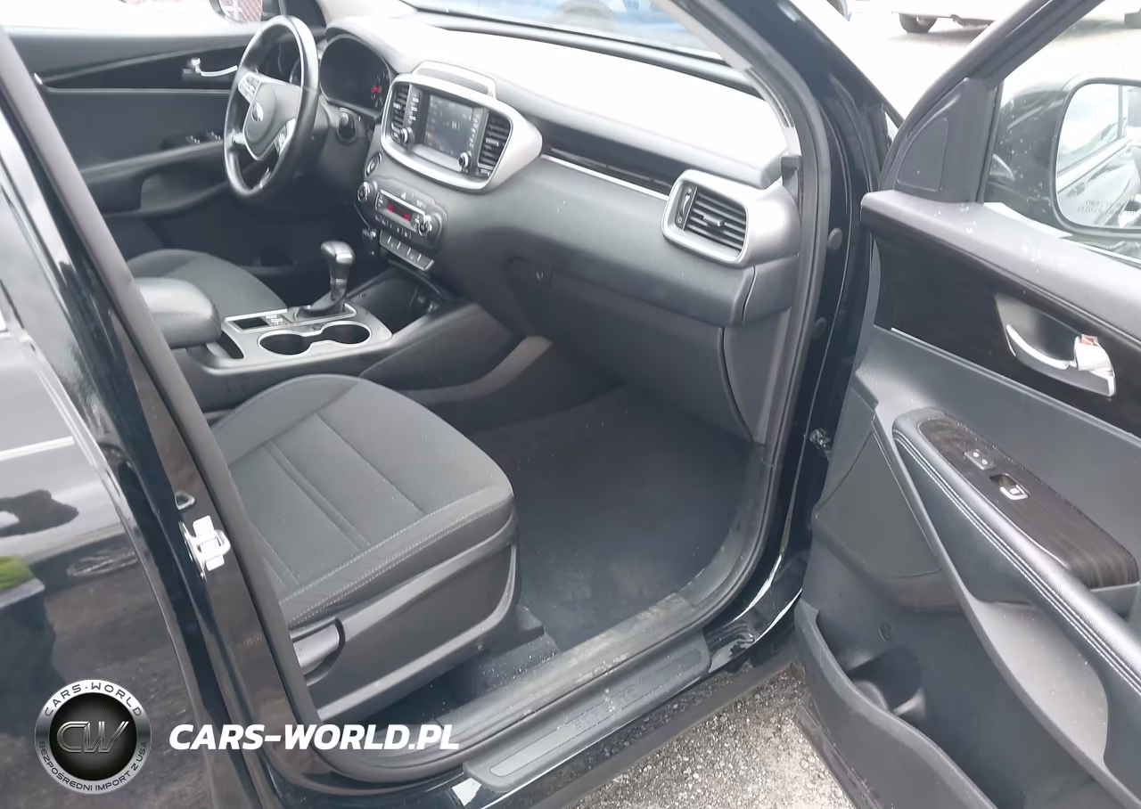 2020 Kia Sorento 3.3L S VIN:5XYPGDA54LG693469 - 5