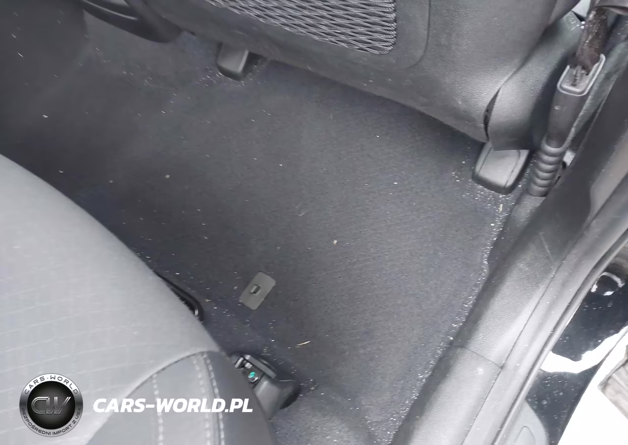 2020 Kia Sorento 3.3L S VIN:5XYPGDA54LG693469 - 8