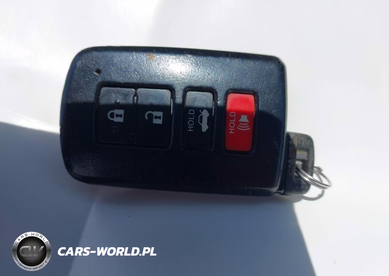 2015 Toyota Camry Hybrid Le VIN:4T1BD1FK7FU155265 - 11