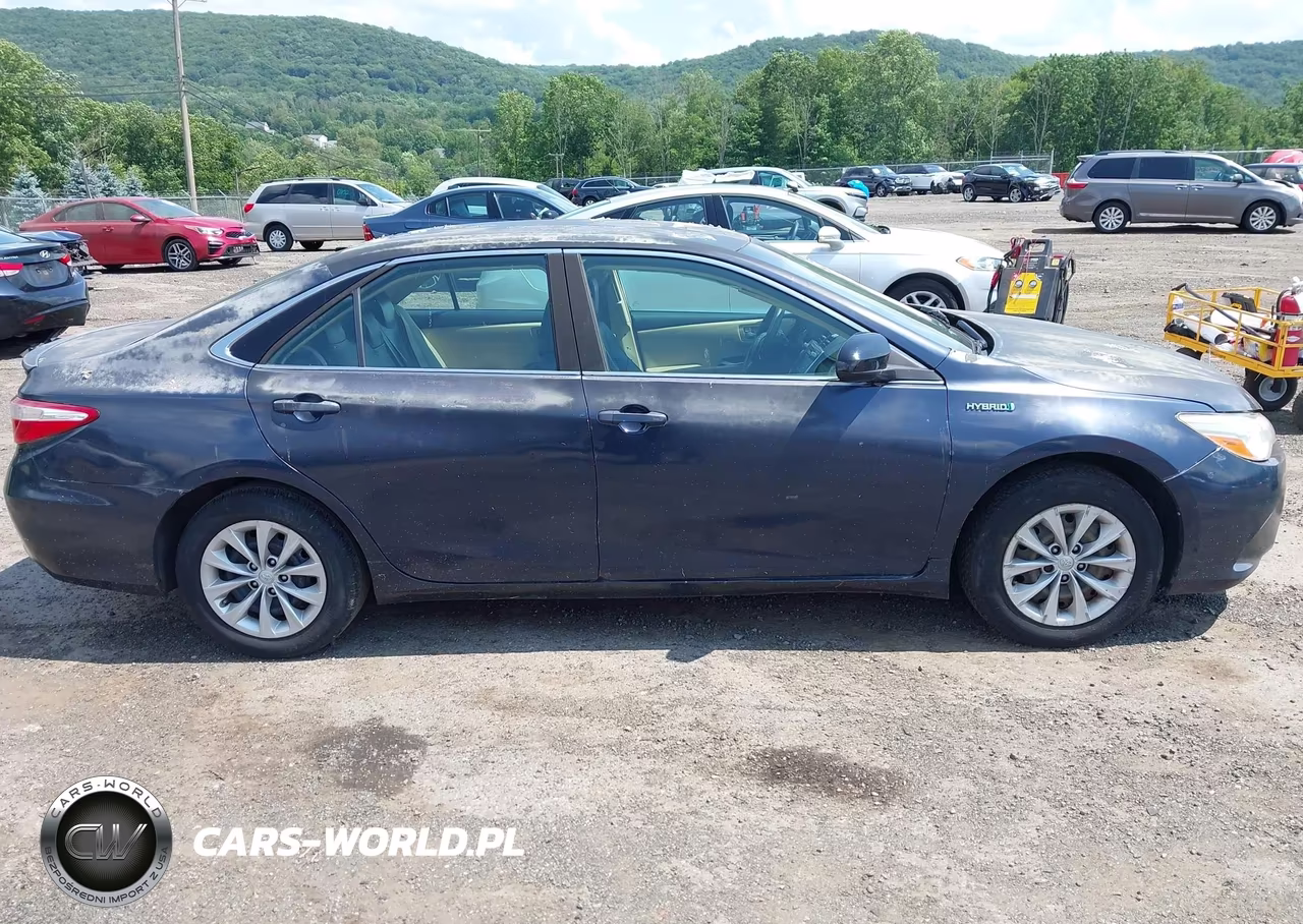 2015 Toyota Camry Hybrid Le VIN:4T1BD1FK7FU155265 - 13