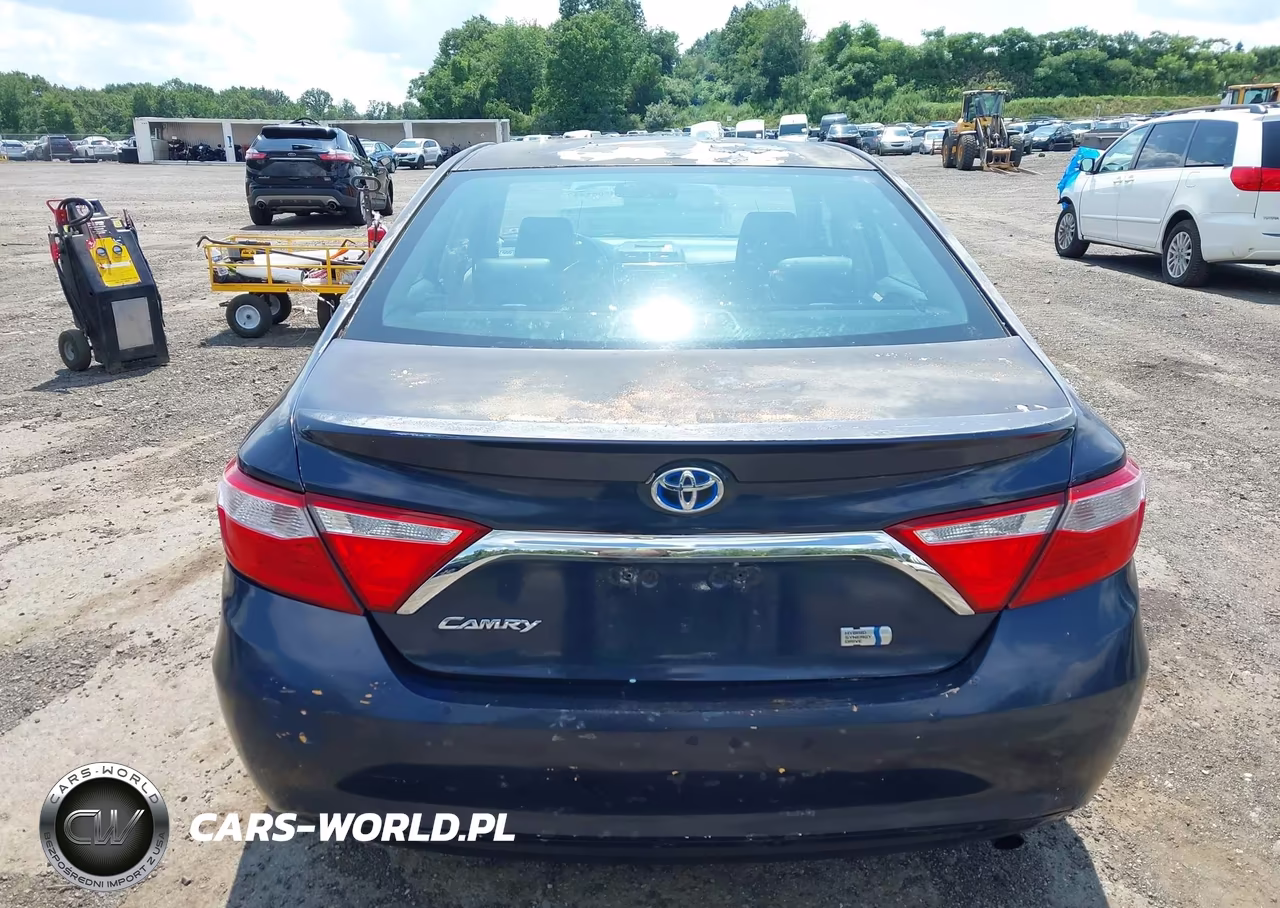 2015 Toyota Camry Hybrid Le VIN:4T1BD1FK7FU155265 - 16