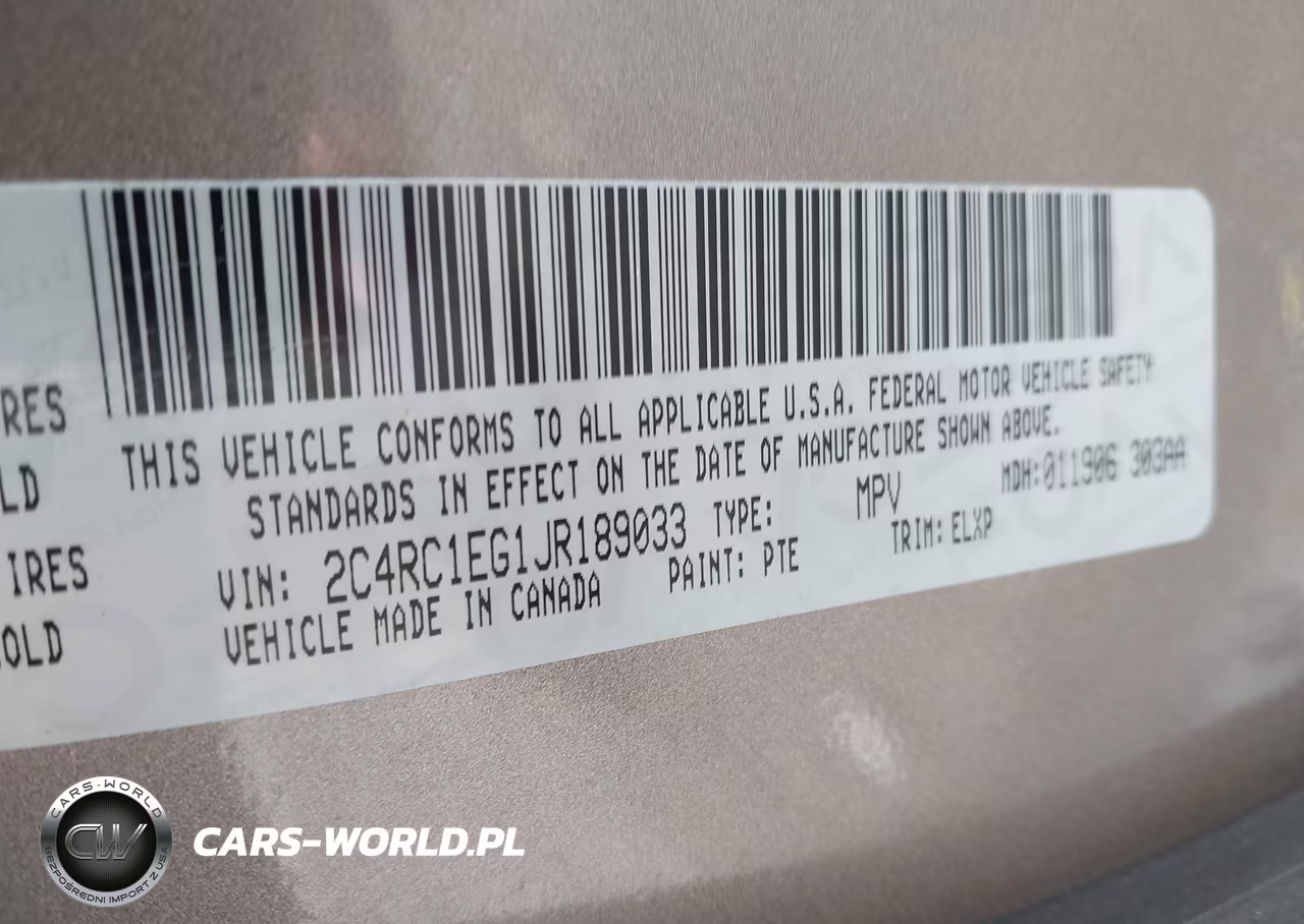 2018 Chrysler Pacifica Touring L Plus VIN:2C4RC1EG1JR189033 - 9