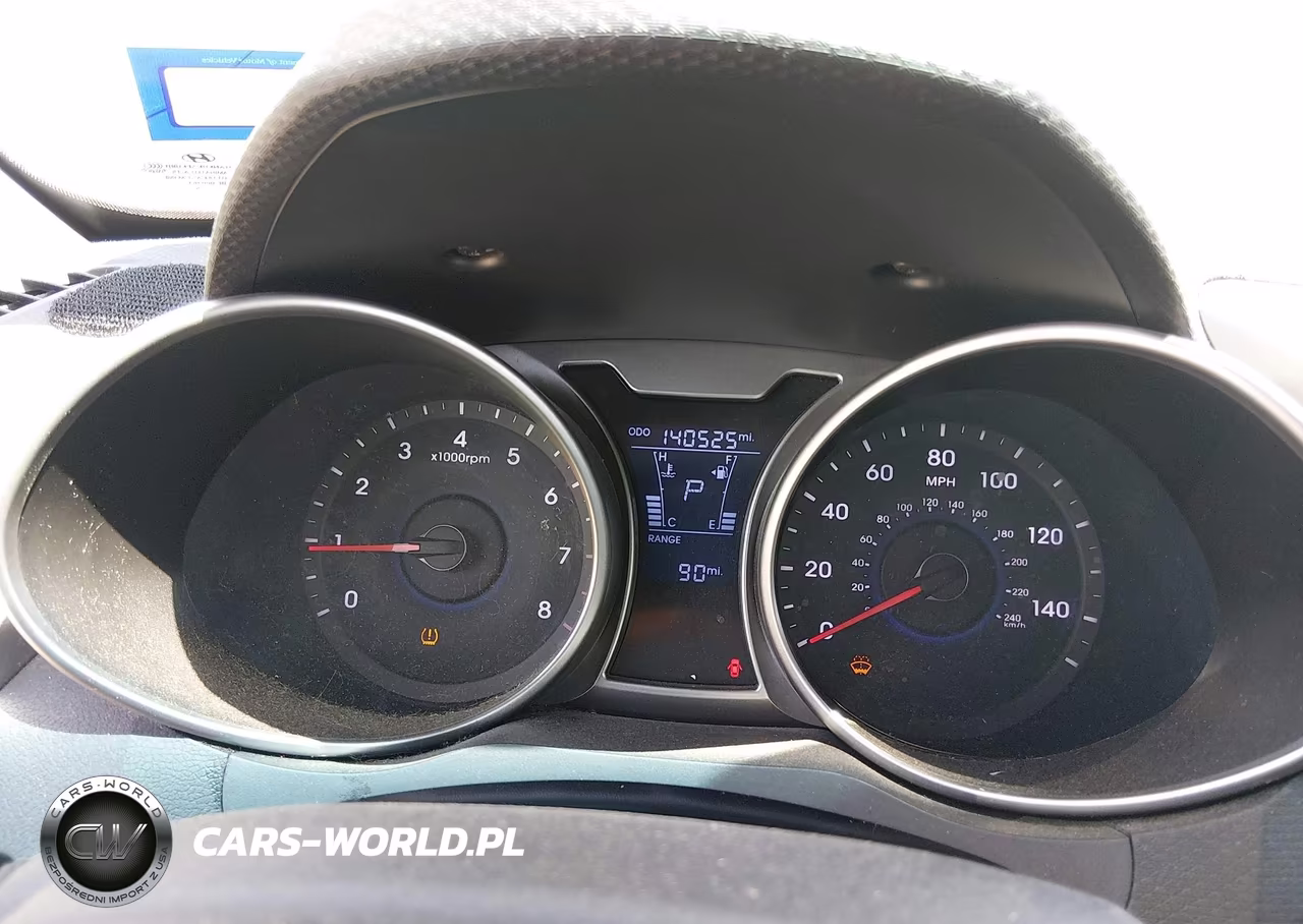 2016 Hyundai Veloster VIN:KMHTC6AD7GU279910 - 7