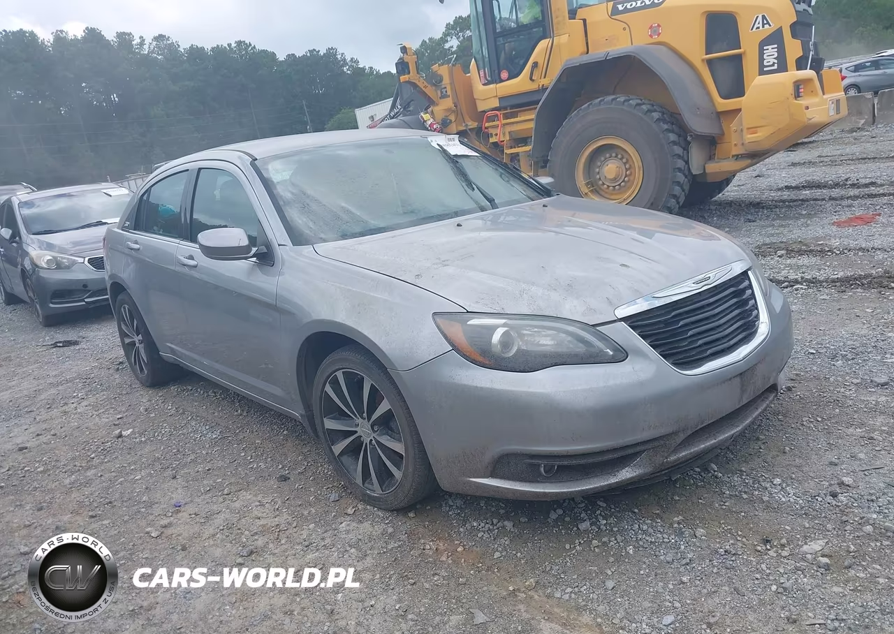 2014 Chrysler 200 Touring VIN:1C3CCBBG2EN183877 - 1