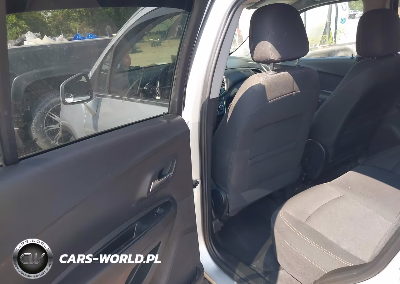 2020 Chevrolet Trax Fwd Lt VIN:3GNCJLSB9LL301651 - 8
