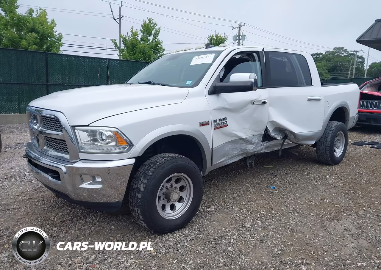 2015 Ram 2500 Laramie VIN:3C6UR5FJ5FG530299 - 2