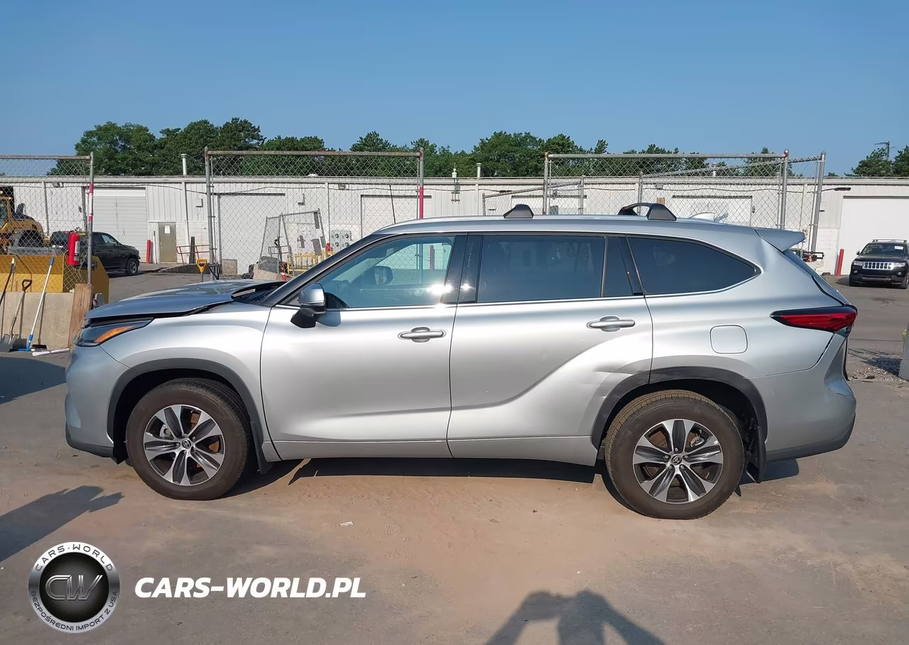 2021 Toyota Highlander Xle VIN:5TDGZRBH6MS149432 - 15