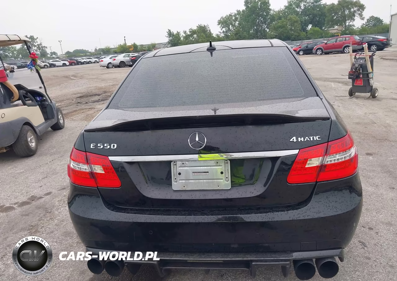 2012 Mercedes-Benz E 550 4Matic VIN:WDDHF9BB8CA609703 - 17