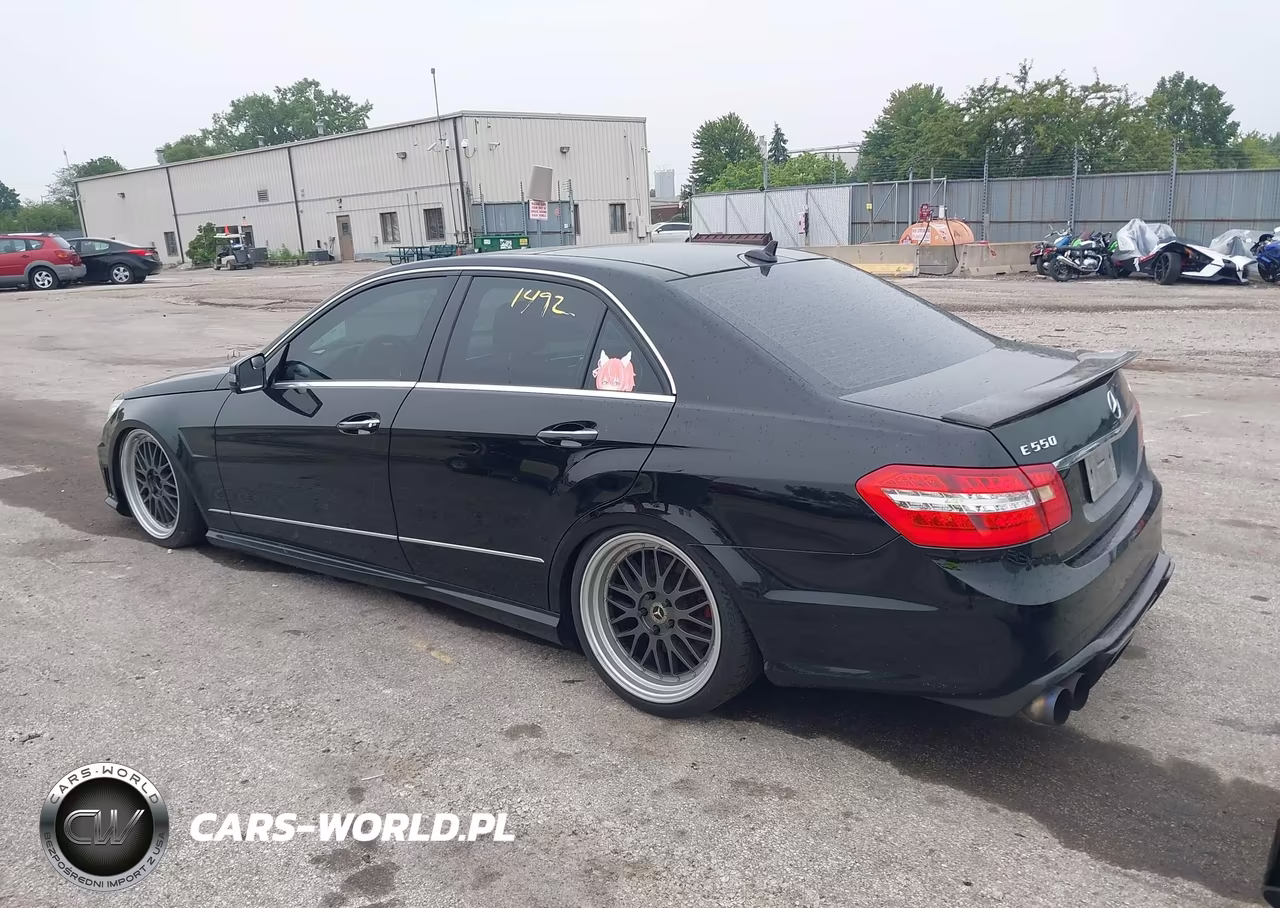 2012 Mercedes-Benz E 550 4Matic VIN:WDDHF9BB8CA609703 - 3