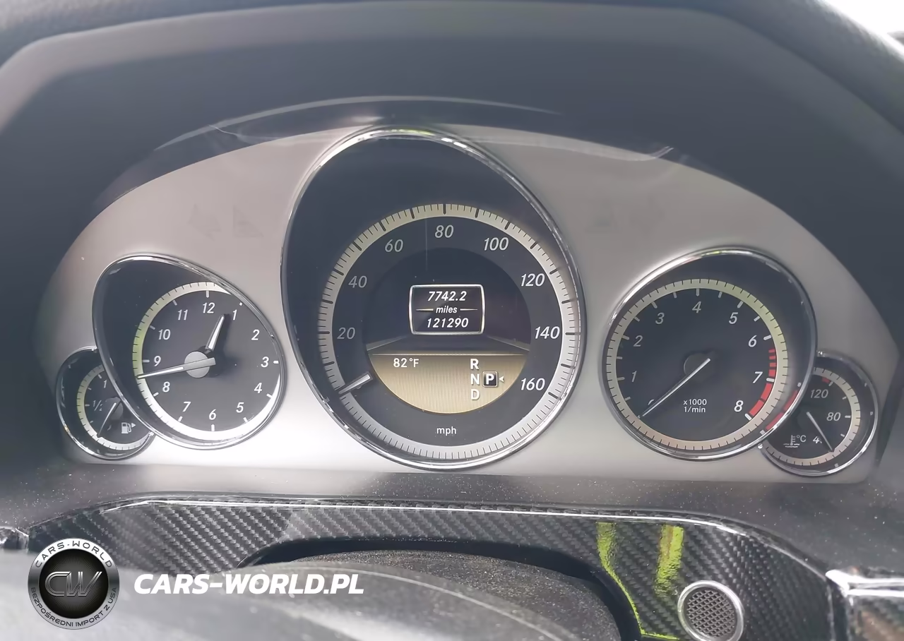 2012 Mercedes-Benz E 550 4Matic VIN:WDDHF9BB8CA609703 - 7
