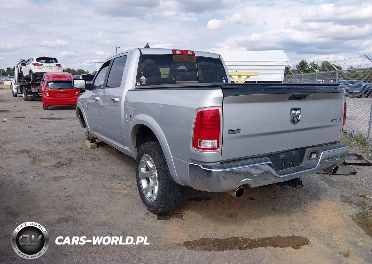 2014 Ram 1500 Laramie VIN:1C6RR7NTXES316467 - 3