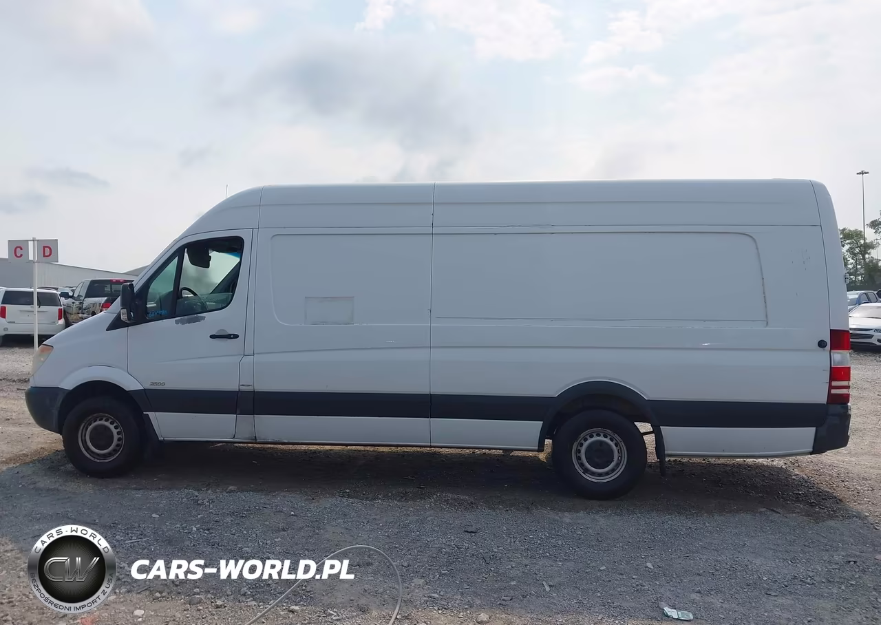2013 Mercedes-Benz Sprinter 2500 High Roof VIN:WD3PE8CC0D5767130 - 14