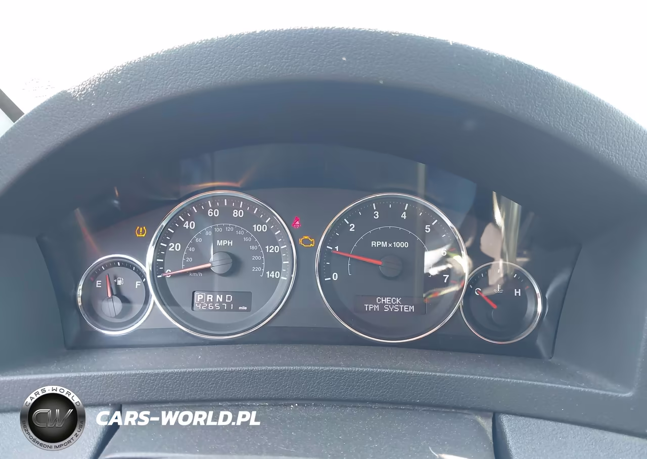 2009 Jeep Grand Cherokee Laredo VIN:1J8GR48K29C526121 - 7