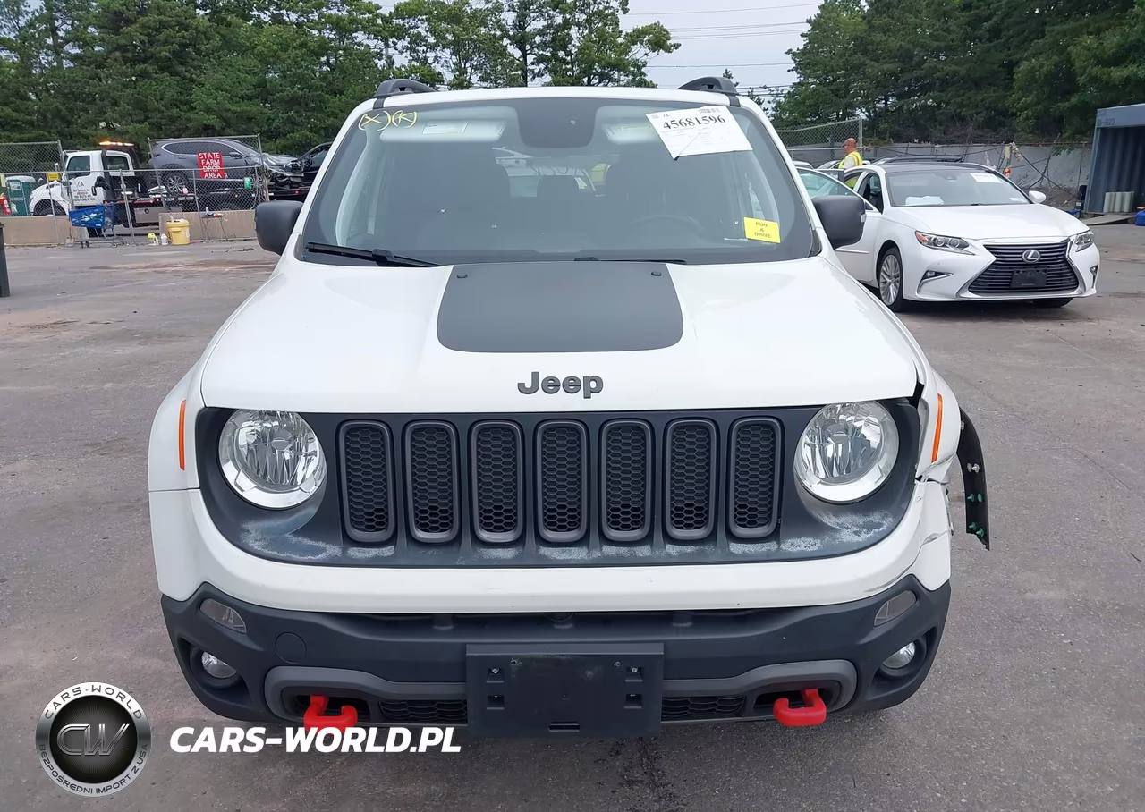 2018 Jeep Renegade Trailhawk 4X4 VIN:ZACCJBCB3JPG86713 - 12