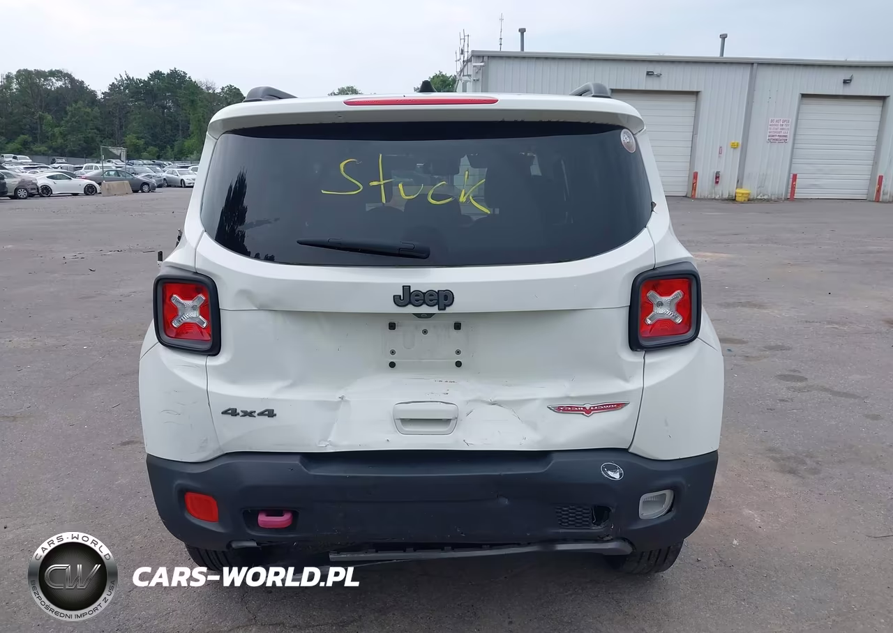 2018 Jeep Renegade Trailhawk 4X4 VIN:ZACCJBCB3JPG86713 - 16