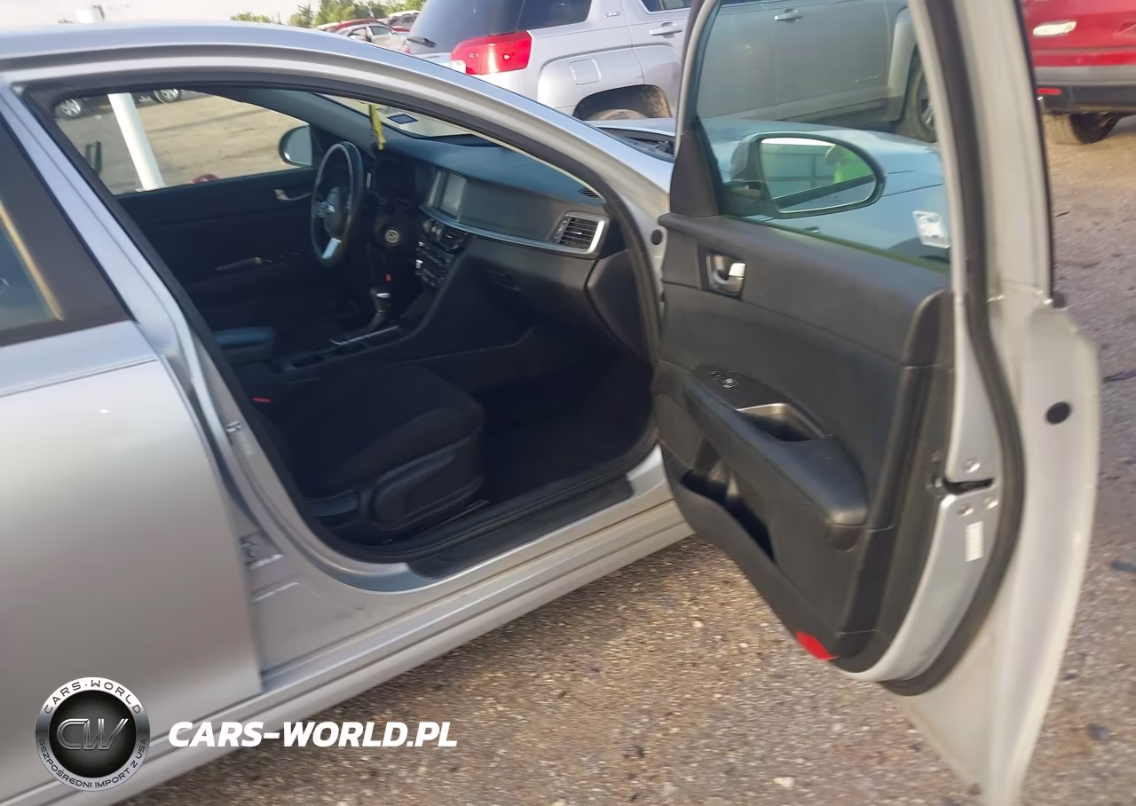 2019 Kia Optima Lx VIN:5XXGT4L39KG355513 - 5