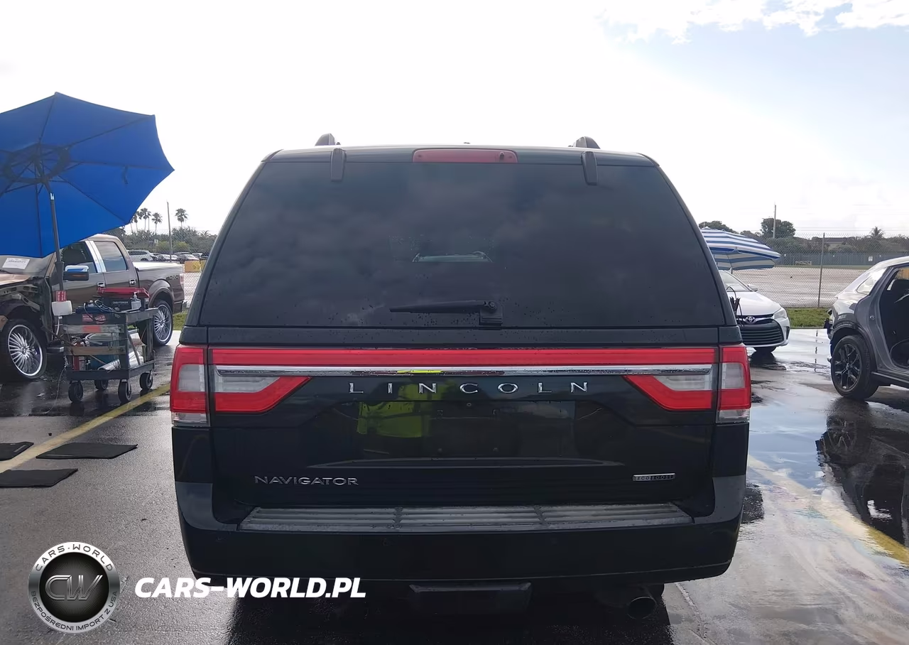 2015 Lincoln Navigator VIN:5LMJJ2JT8FEJ02608 - 16