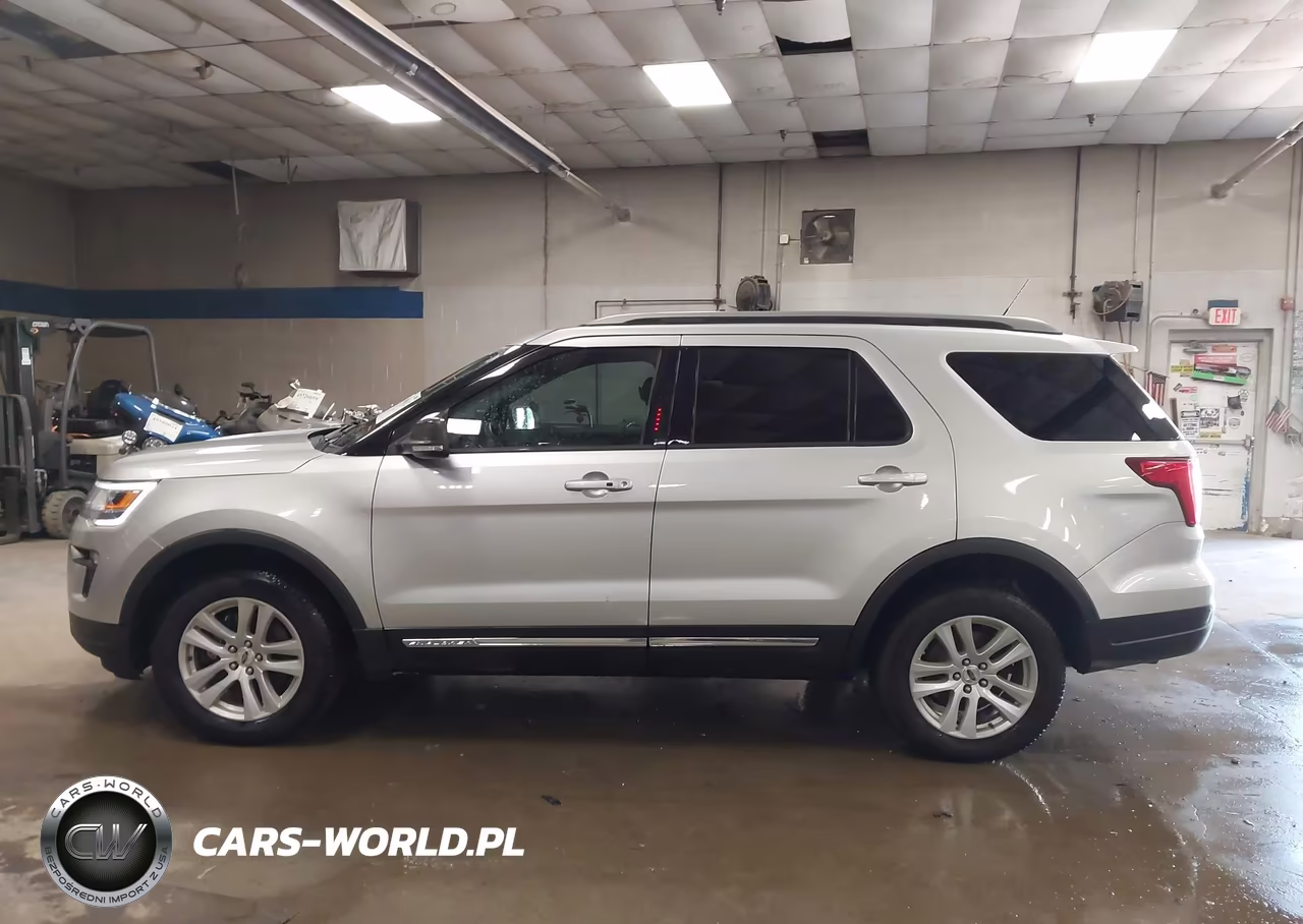 2019 Ford Explorer Xlt VIN:1FM5K8D88KGB32430 - 14