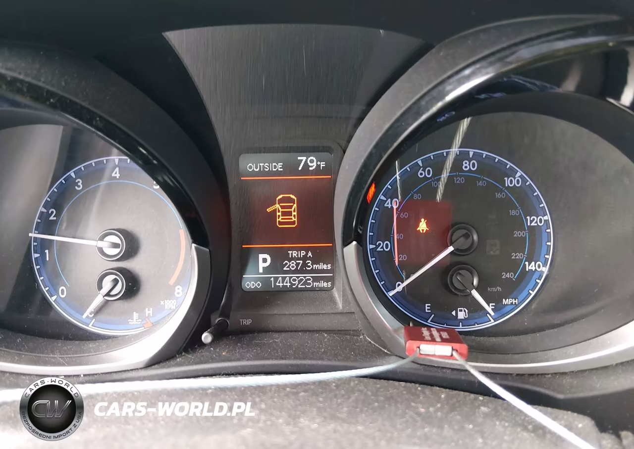 2015 Toyota Corolla S Plus VIN:2T1BURHE2FC308724 - 7