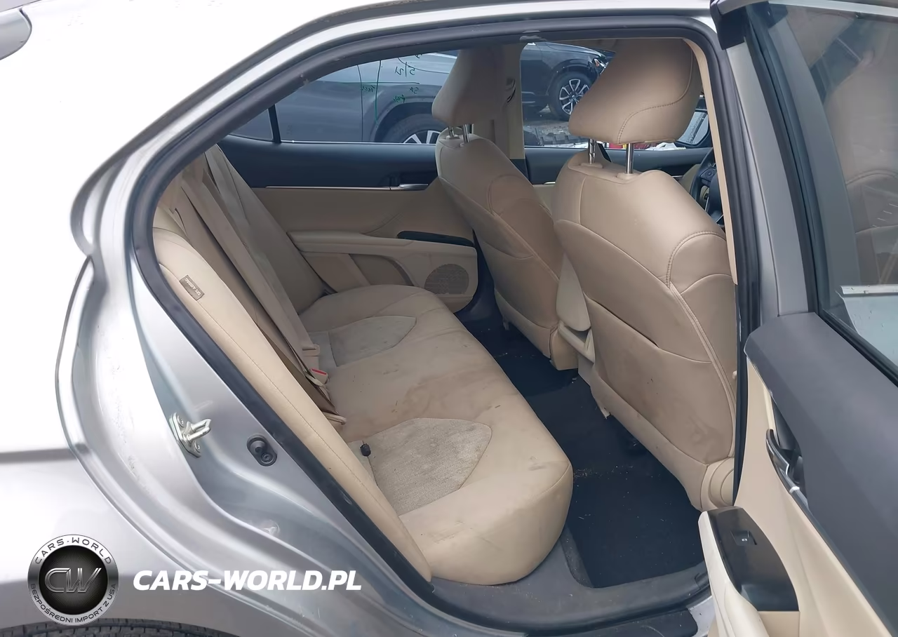 2020 Toyota Camry Le VIN:4T1C11AK2LU912962 - 8