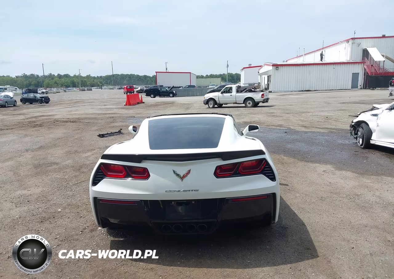 2018 Chevrolet Corvette Stingray VIN:1G1YB2D7XJ5103522 - 16