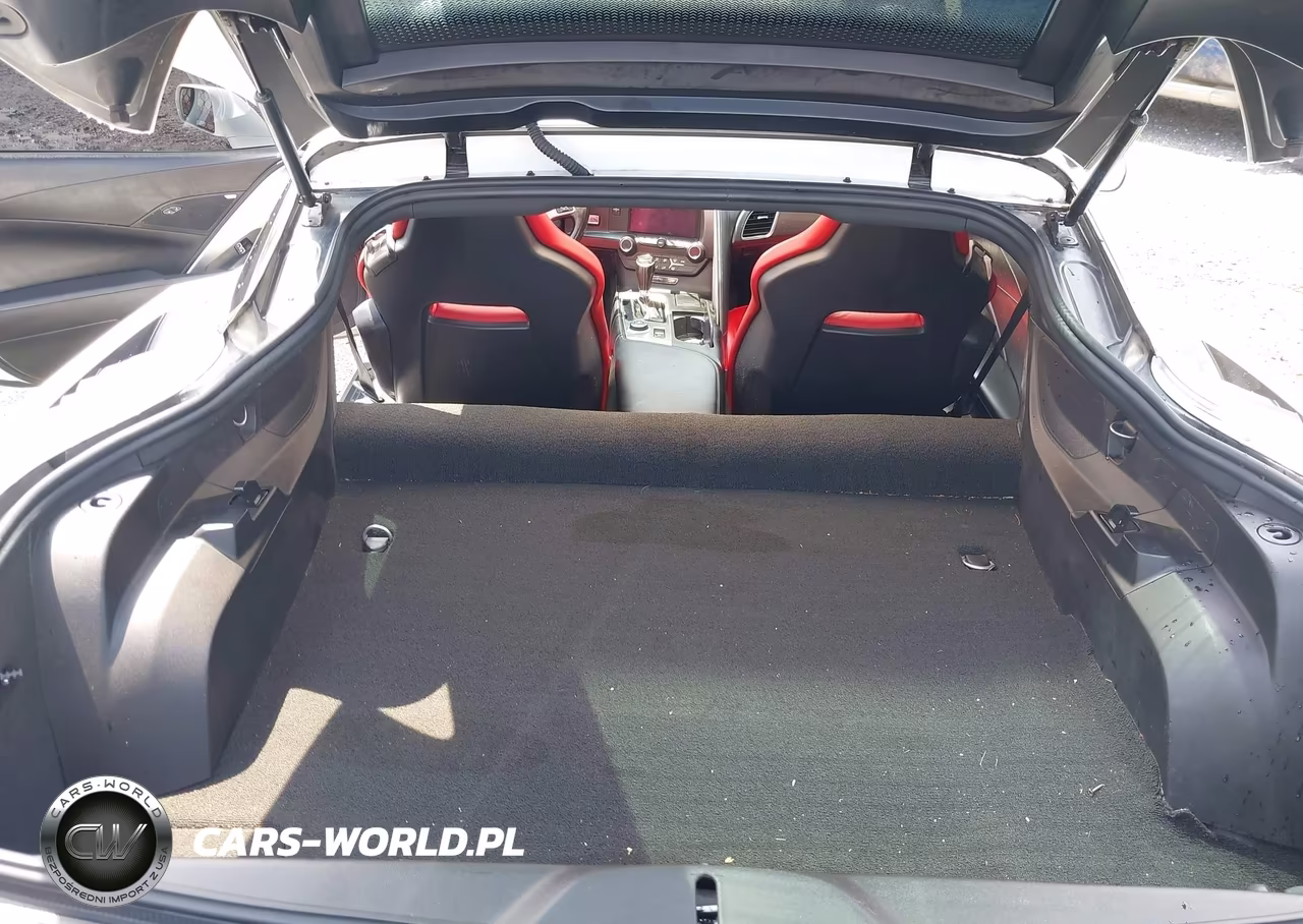 2018 Chevrolet Corvette Stingray VIN:1G1YB2D7XJ5103522 - 8