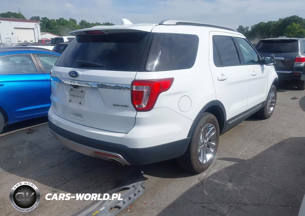 2016 Ford Explorer Xlt VIN:1FM5K7D84GGB35035 - 4