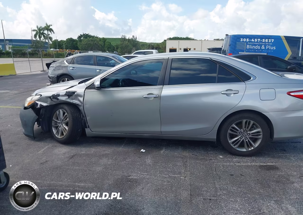 2016 Toyota Camry Se VIN:4T1BF1FK3GU555478 - 14