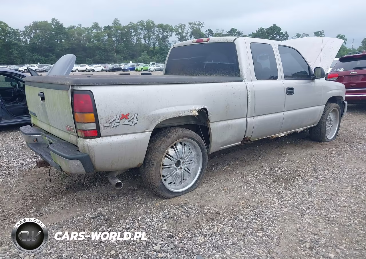 2004 GMC Sierra 1500 Work Truck VIN:2GTEK19V241323416 - 4