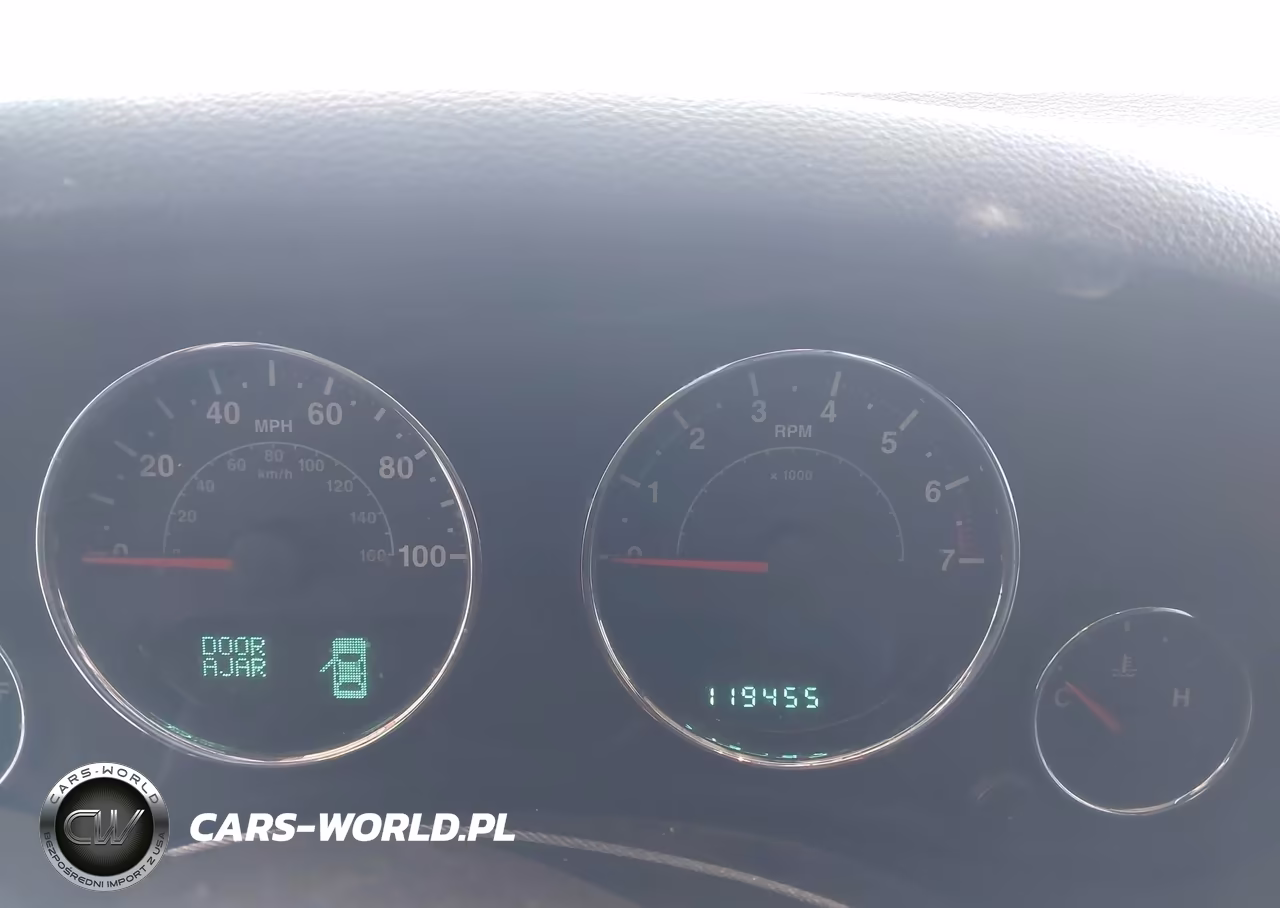 2013 Jeep Wrangler Unlimited Sport VIN:1C4BJWDG5DL577580 - 7