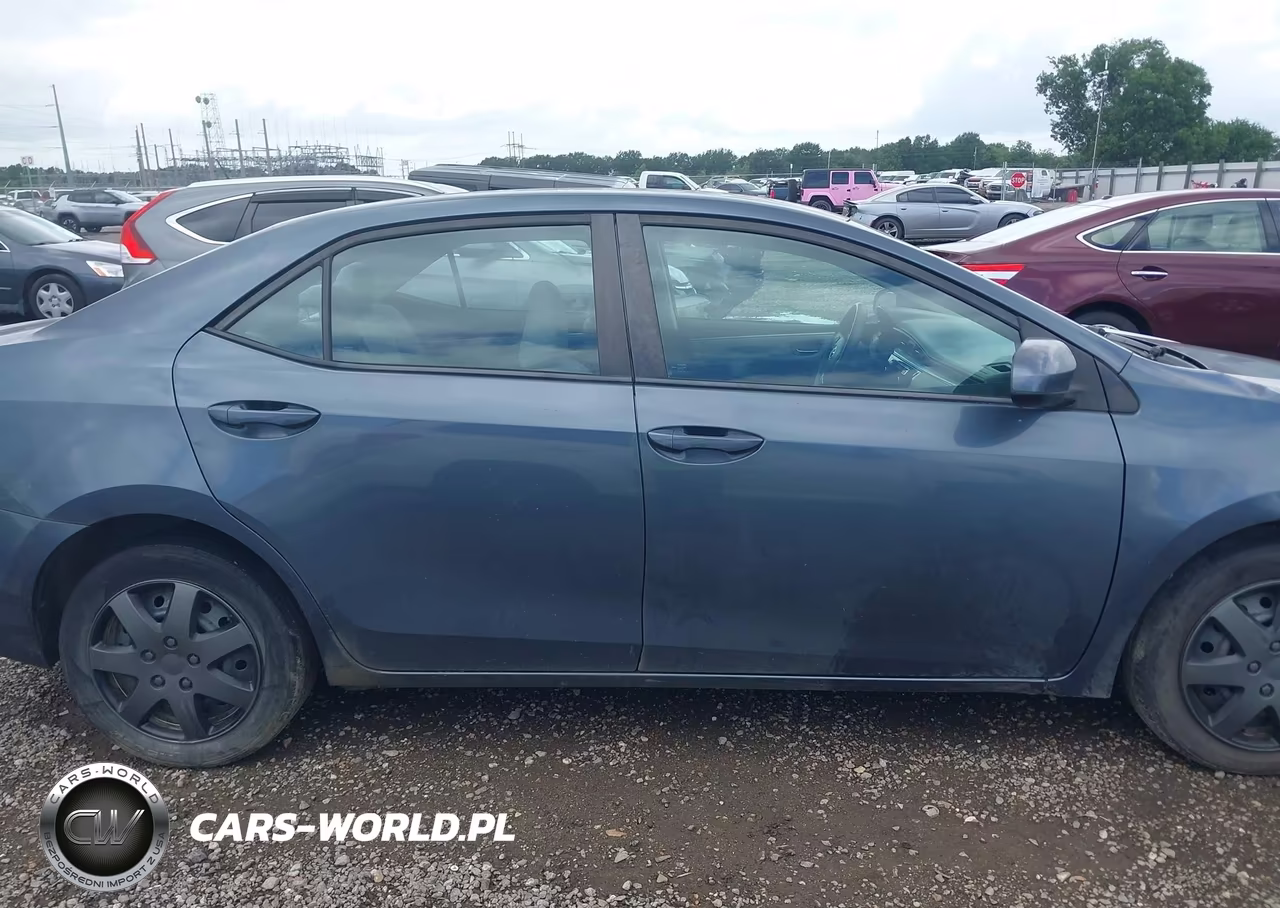 2015 Toyota Corolla Le VIN:2T1BURHE4FC373512 - 14
