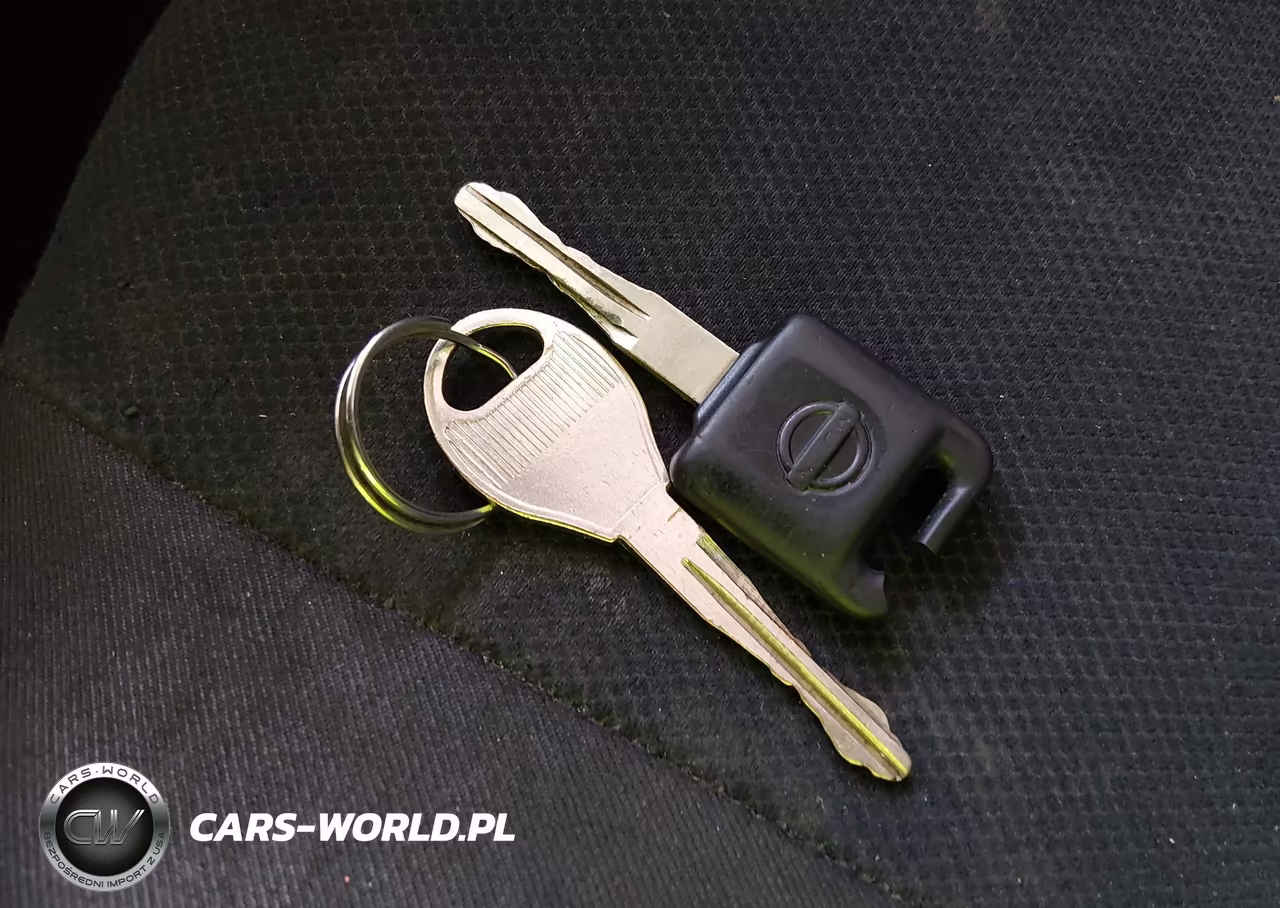 2015 Nissan Versa Note S Plus VIN:3N1CE2CP9FL400852 - 11