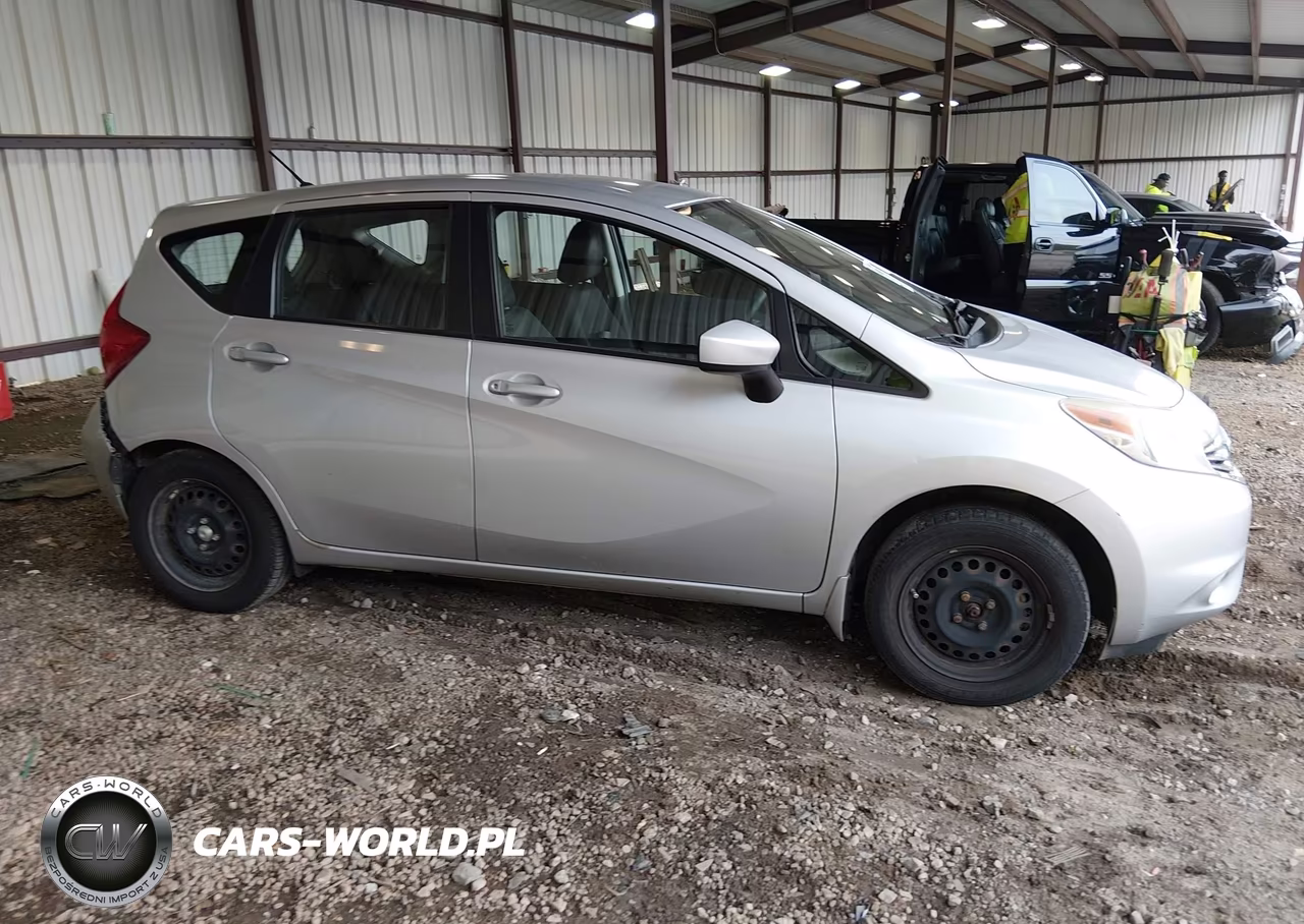 2015 Nissan Versa Note S Plus VIN:3N1CE2CP9FL400852 - 13