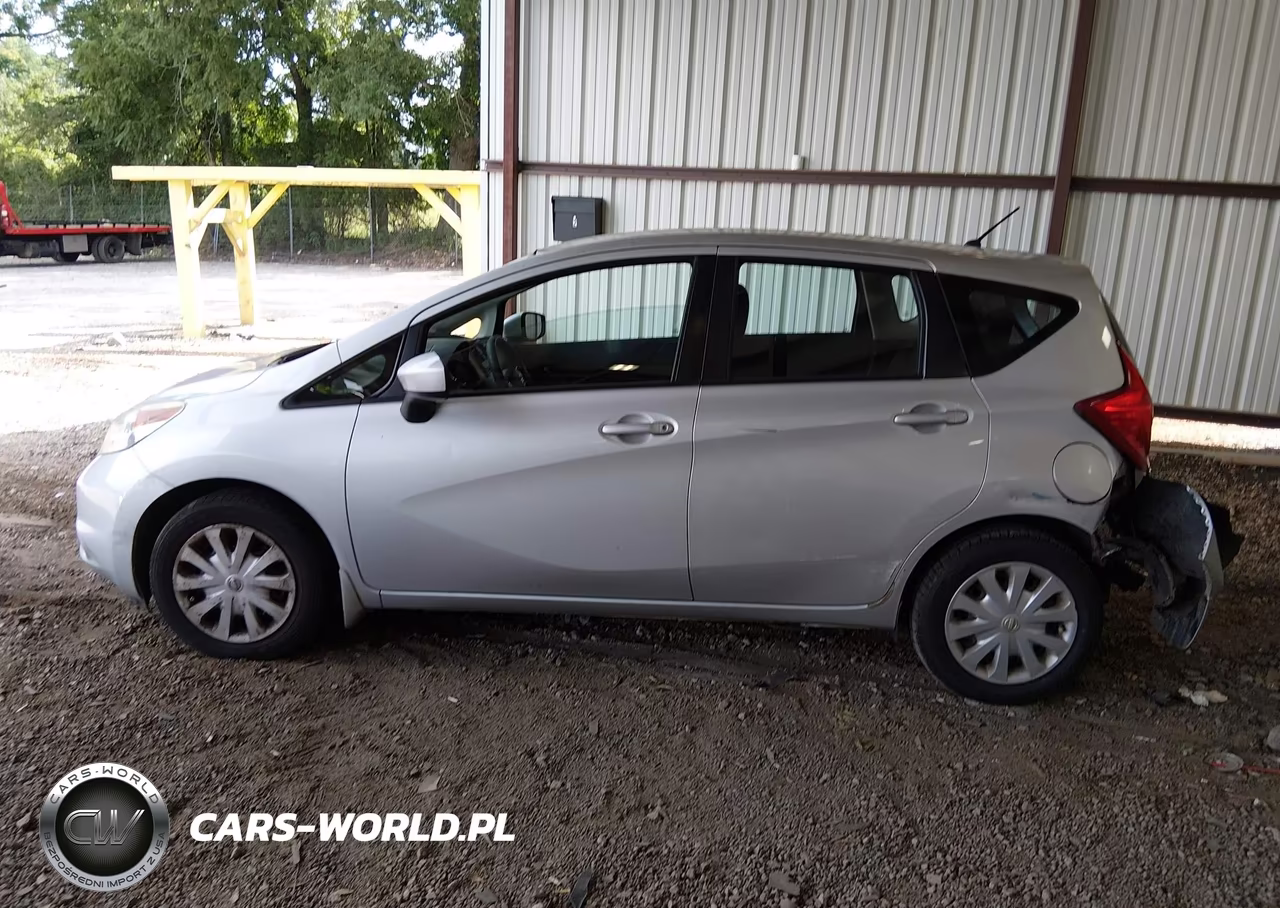 2015 Nissan Versa Note S Plus VIN:3N1CE2CP9FL400852 - 14
