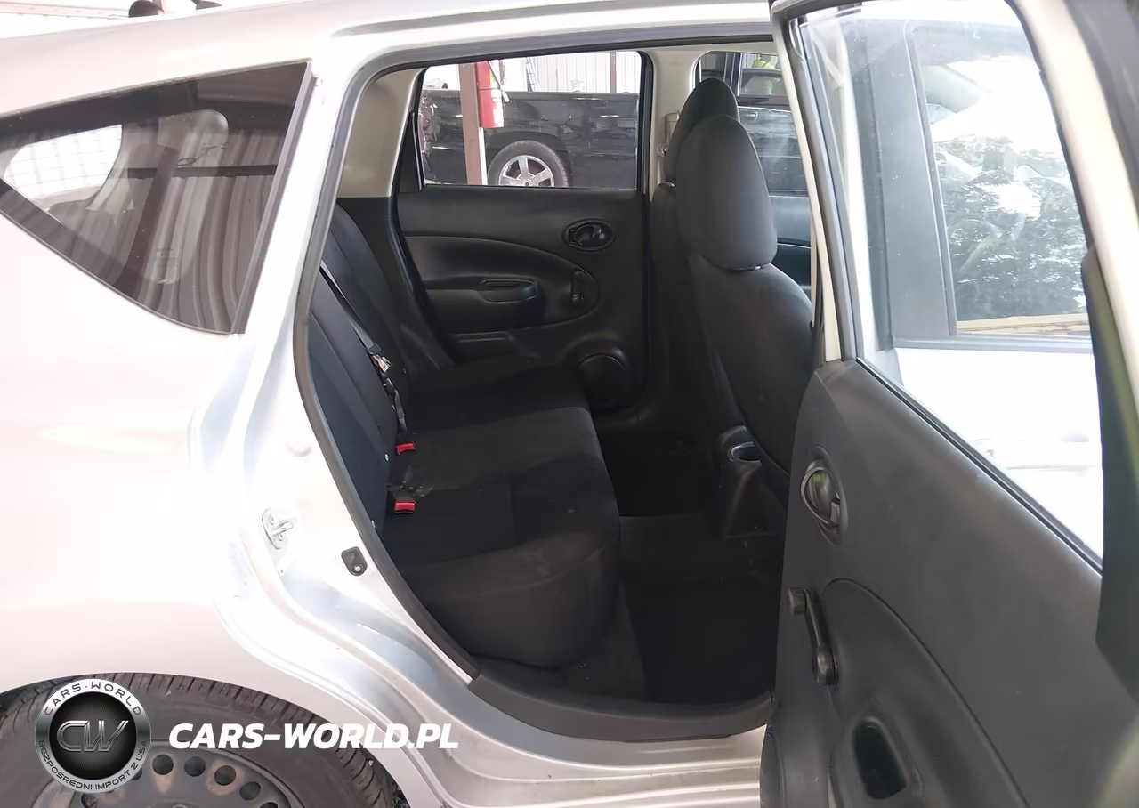 2015 Nissan Versa Note S Plus VIN:3N1CE2CP9FL400852 - 8