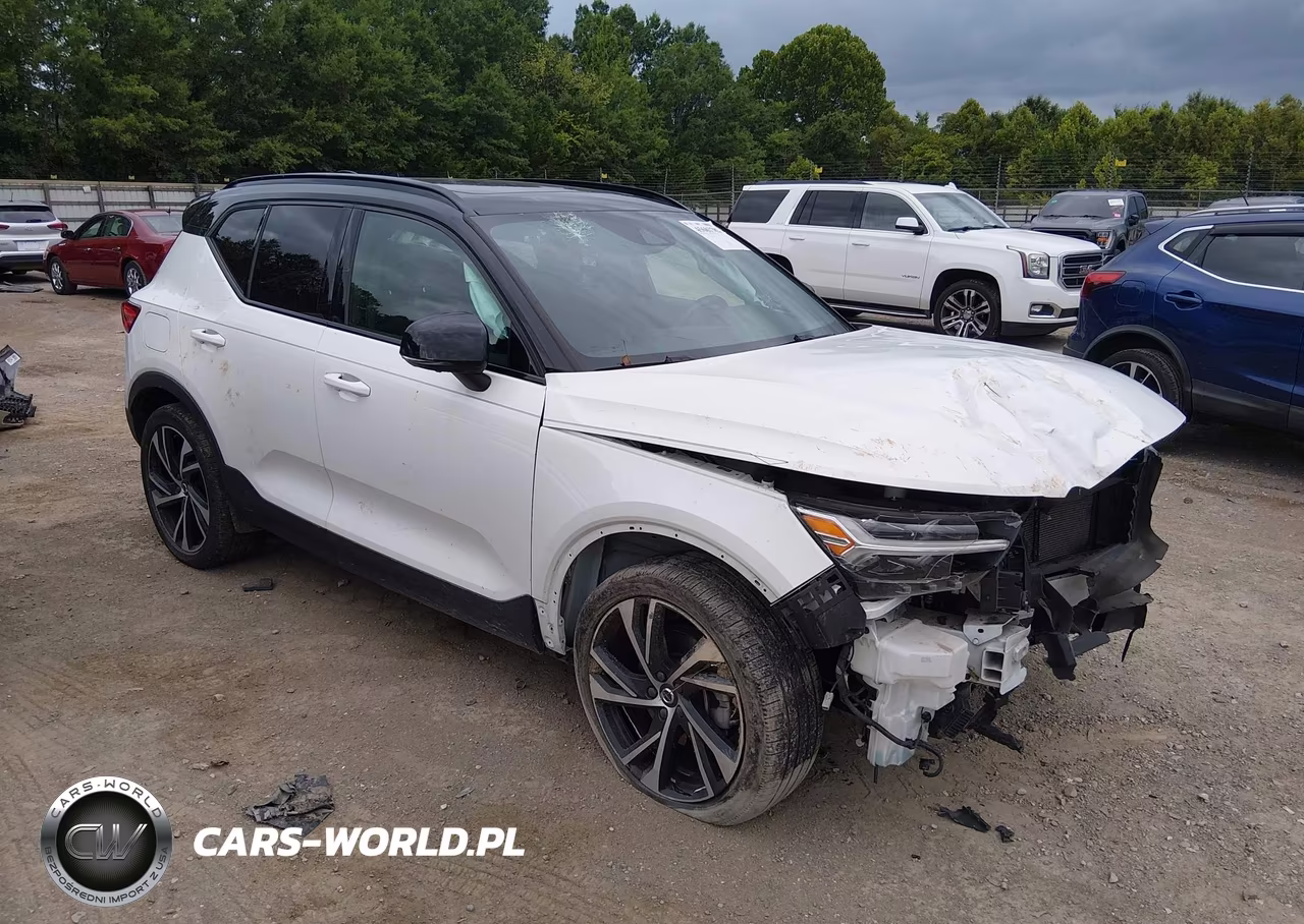 2021 Volvo Xc40 T5 R-Design