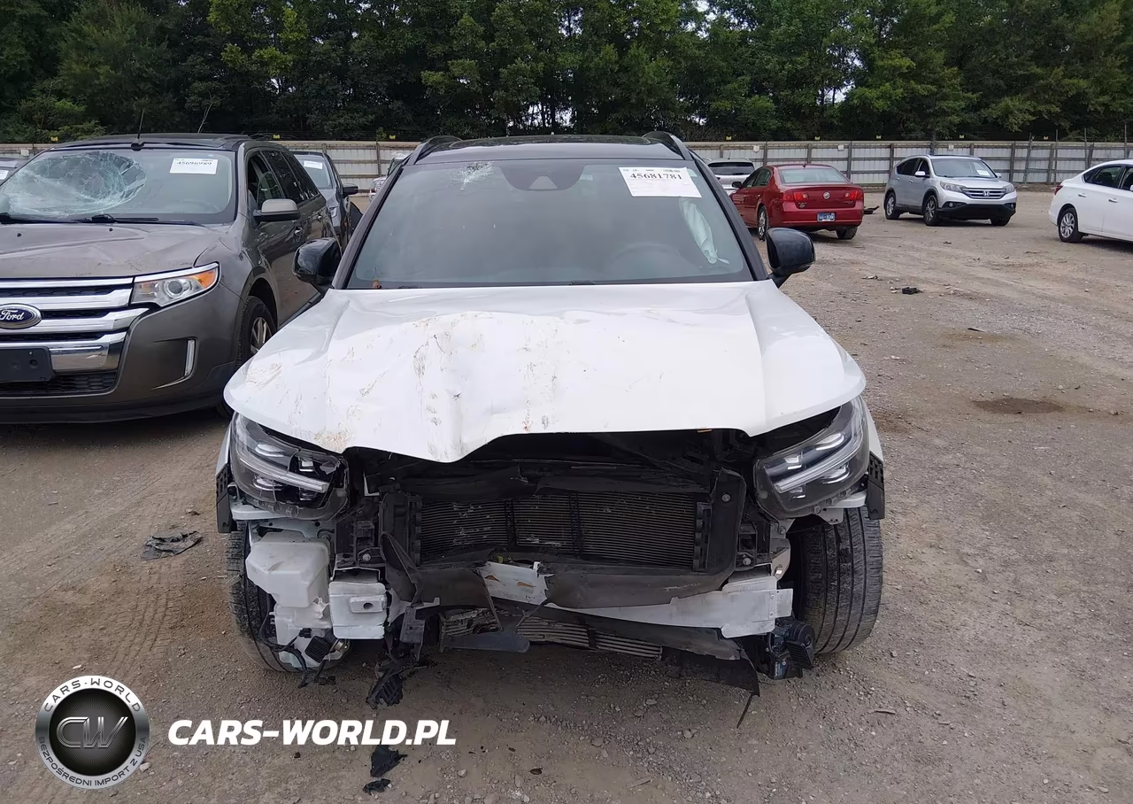 2021 Volvo Xc40 T5 R-Design VIN:YV4162UM3M2467447 - 13