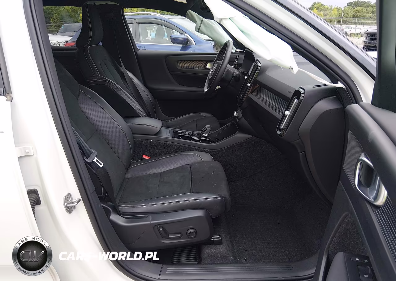 2021 Volvo Xc40 T5 R-Design VIN:YV4162UM3M2467447 - 5