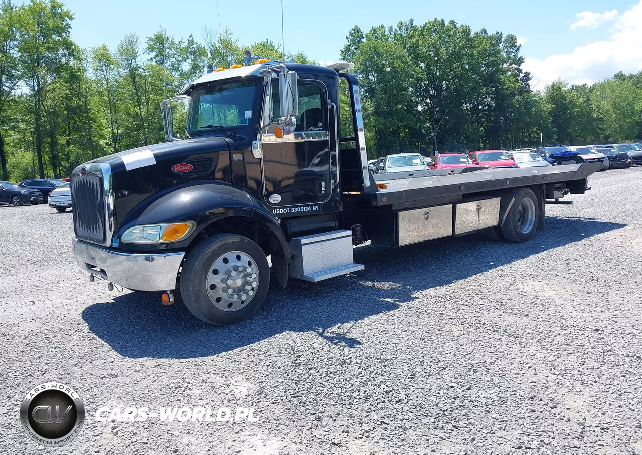 2015 Peterbilt 337 VIN:2NP2HM6X3FM273905 - 2